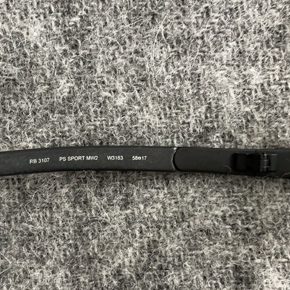 Vintage RAY-BAN Black Wrap Sunglasses RB3107 - Picture 11 of 13